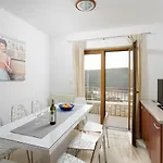 With Parking Space Rabac, Labin - 3011 Apartment *