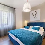 Apartment With Parking Space Rabac, Labin - 3011 *